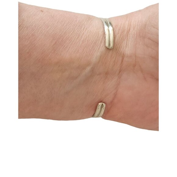 Sterling Silver Turquoise Color Stone Shadow Box Cuff Bracelet L148 - Picture 9 of 13